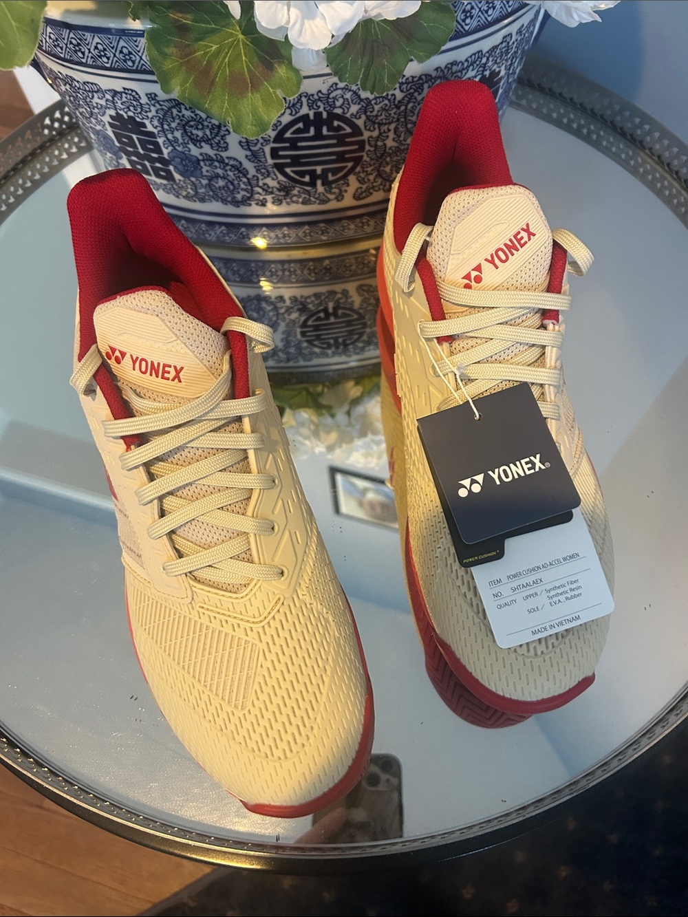 YONEX WOMENS TENNIS- PICKLEBALL Beige & Red Shoes